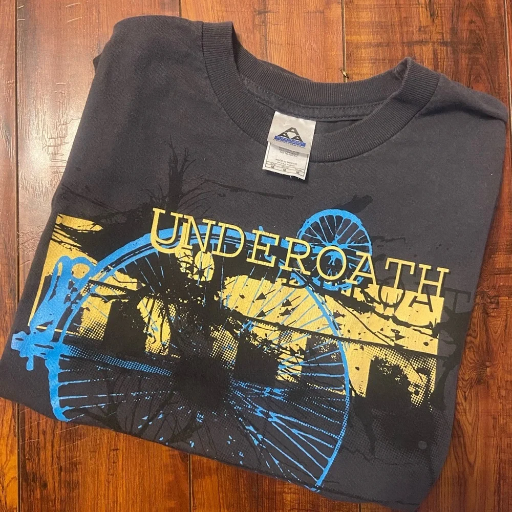 Y2K Vintage Underoath Band T Shirt Youth M Hardcore Metal AAA Gray Concert Rock - Picture 1 of 5